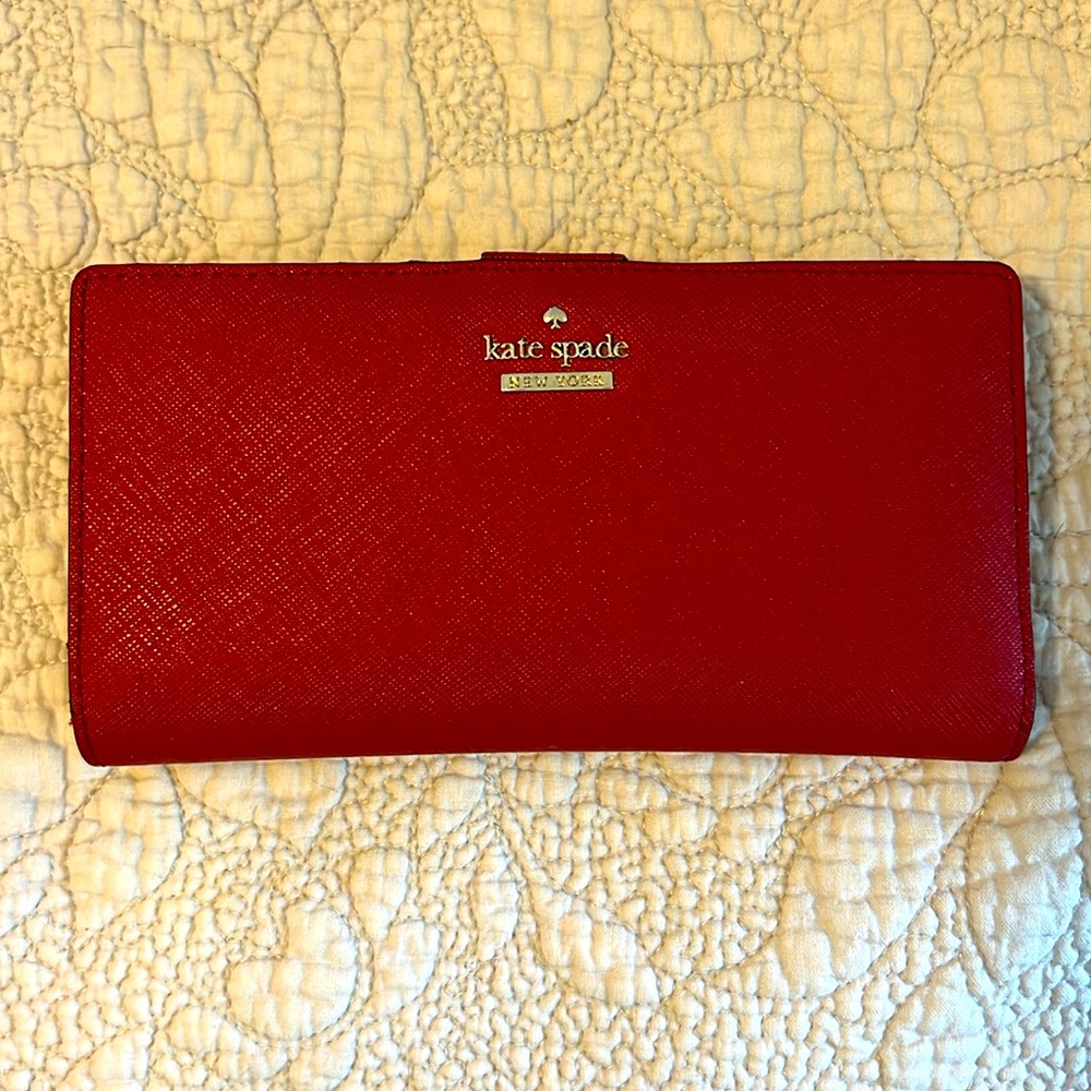 Red Kate Spade folio wallet